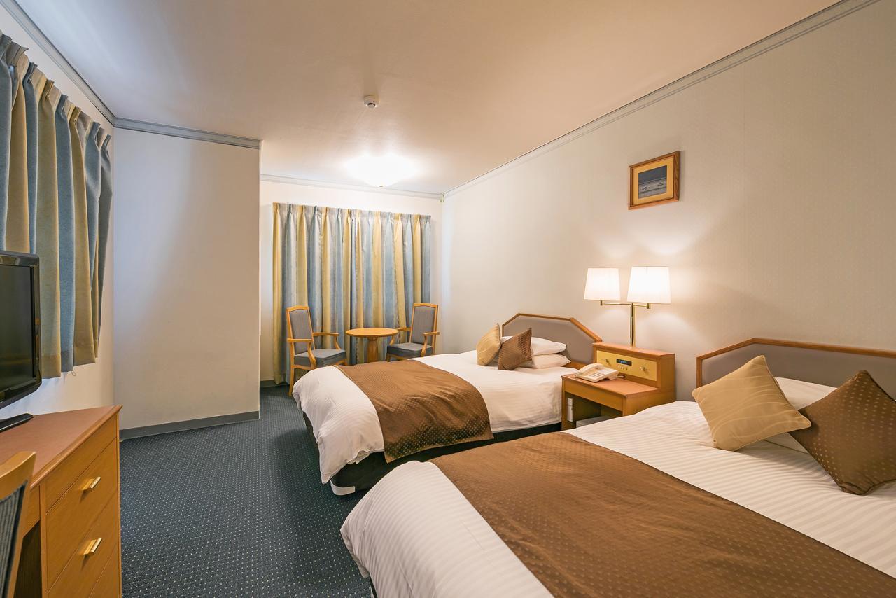 Hotel Miyahira Ishigaki  Exterior photo